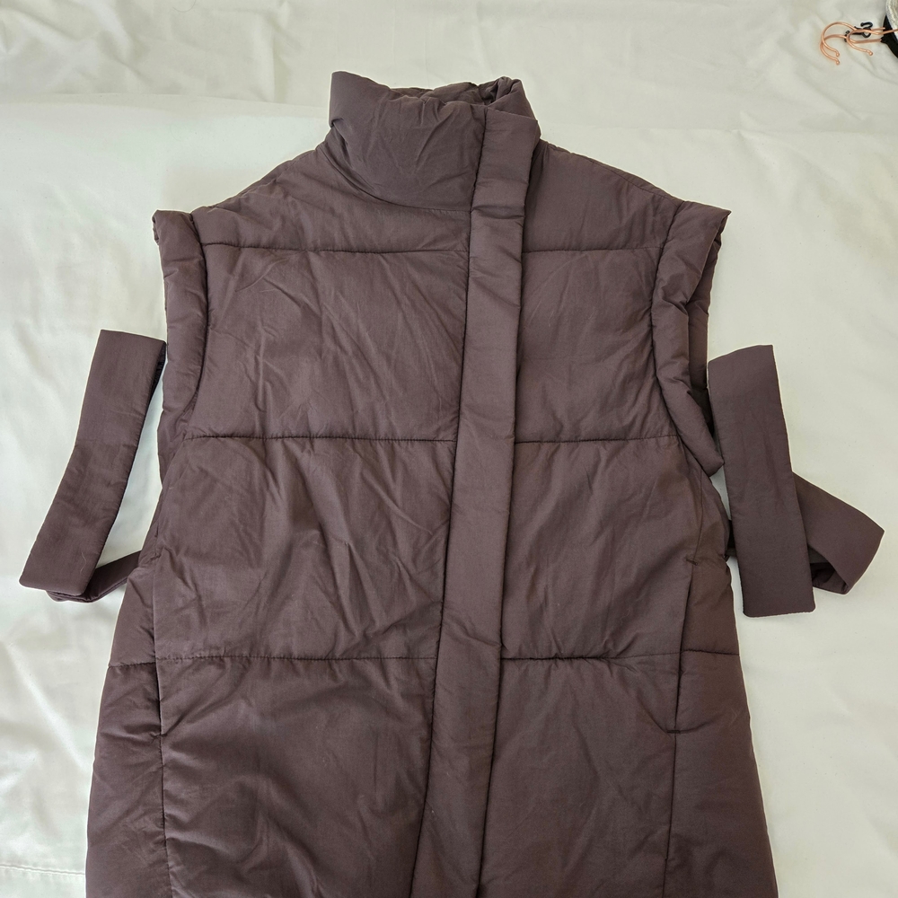 Brown Sleeveless Puffer Vest